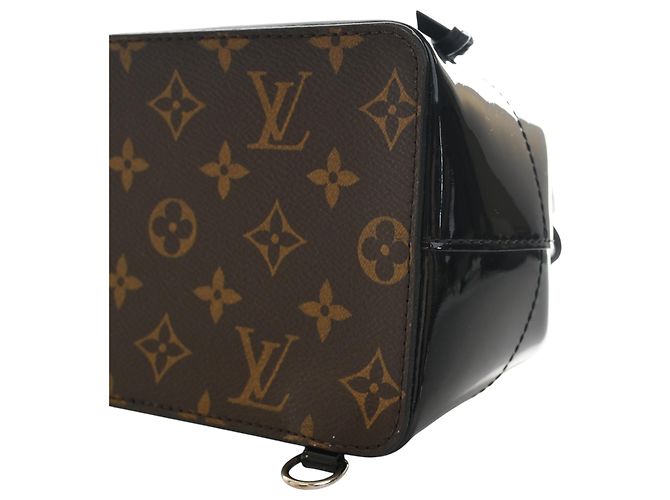 Louis Vuitton Black Monogram Vernis Hot Springs Preto - vista 8