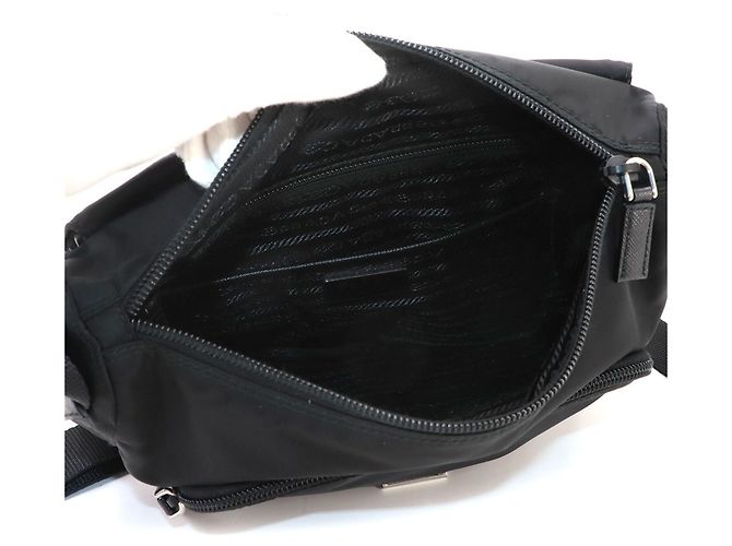 Saffiano Borsa a tracolla Prada in Nero - vista 7