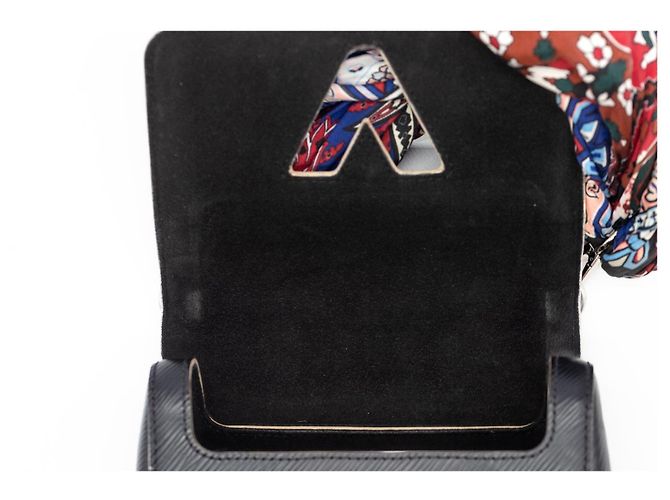 Louis Vuitton Twist MM World Tour Pelle Epi Nera Nero Multicolore Silver hardware - vista 16