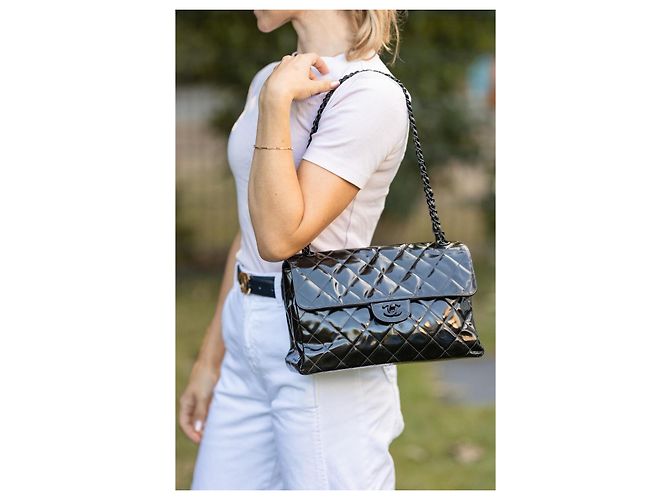 Chanel Double Face Maxi 30 Lackleder Schwarz Handtasche - Ansicht 2