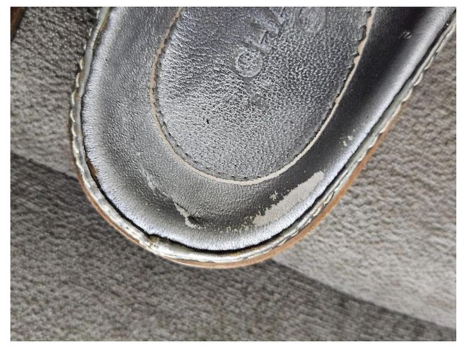 Chanel silberne gesteppte Leder-Sandalen CC-Logo - Ansicht 11
