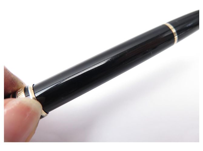 MONTBLANC MEISTERSTUCK CLASSIQUE FÜLBERER MB132464 + ETUI Schwarz - Ansicht 15