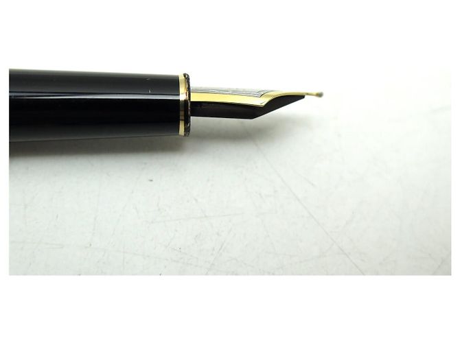 MONTBLANC MEISTERSTUCK CLASSIQUE FÜLBERER MB132464 + ETUI Schwarz - Ansicht 4