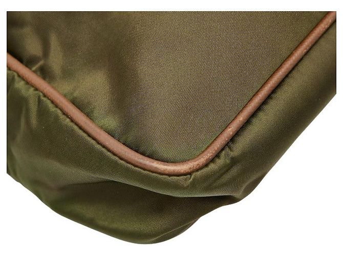 Bolso bandolera Prada Triangle Logo Verde - vista 7