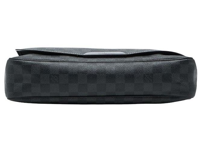 Sac Louis Vuitton Damier Graphite Daniel MM Noir - vue 3