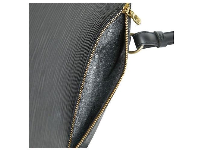 Mochila Louis Vuitton Epi Mabillon Negro - vista 10