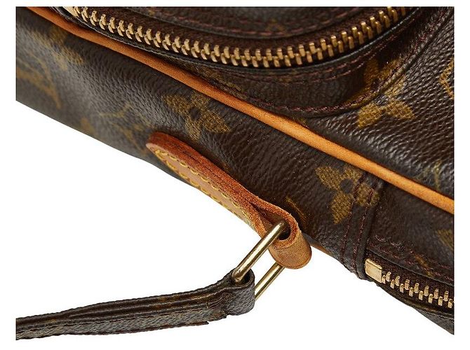 Louis Vuitton Amazon Monogram Crossbody Castaño - vista 10