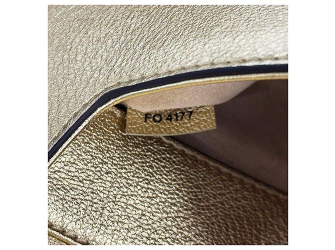 Borsa a tracolla con catena Louis Vuitton D'oro Metallico - vista 6