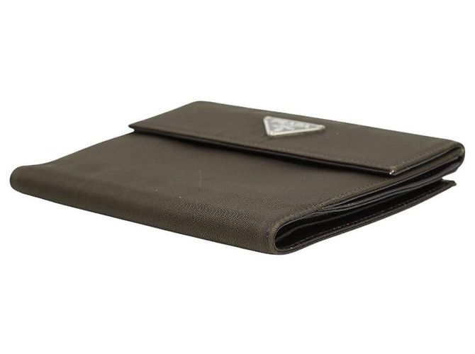 Prada Bi-fold Geldbörse mit Dreiecks-Logo-Plakette Grün - Ansicht 4