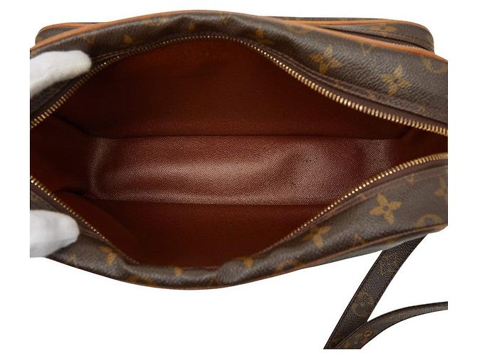 Louis Vuitton Monogram Nile Schultertasche Braun - Ansicht 10