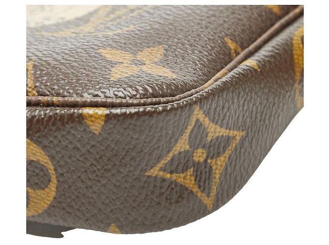Louis Vuitton Mini Pochette Accessoires M60153 Marron - vue 5