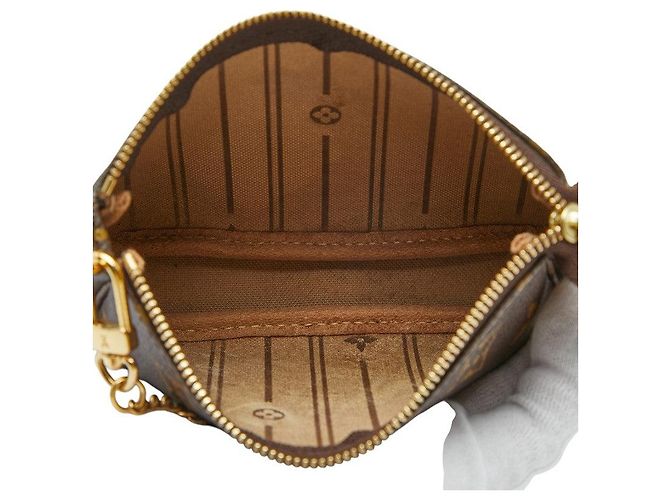 Louis Vuitton Mini Pochette Accessoires M60153 Marron - vue 6