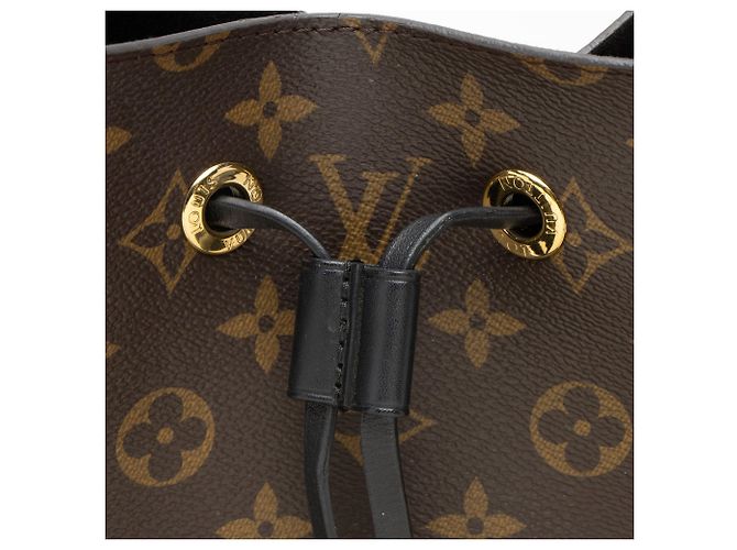 Néonoé Borsa a tracolla Louis Vuitton Limited Edition Monogram Canvas World Tour Neonoe MM Marrone - vista 10