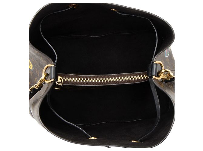 Néonoé Borsa a tracolla Louis Vuitton Limited Edition Monogram Canvas World Tour Neonoe MM Marrone - vista 7