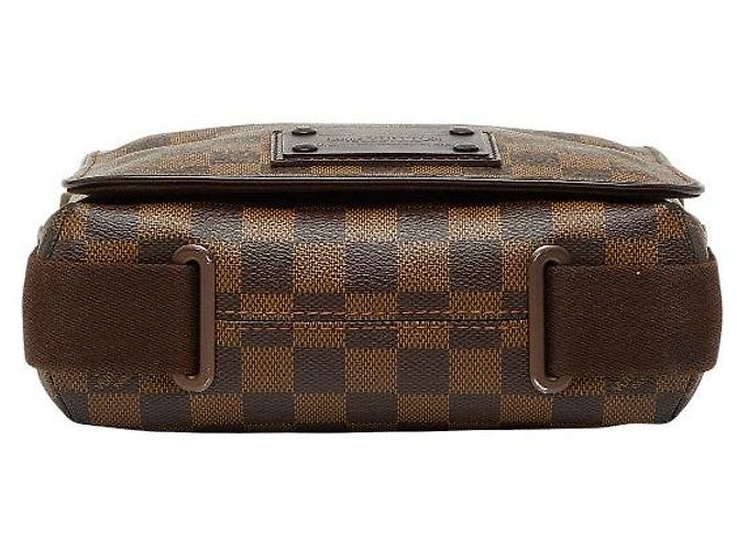 Bolso de hombro Louis Vuitton Brooklyn PM Castaño - vista 3