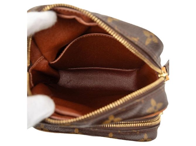 Bolso bandolera Louis Vuitton Monogram Amazon Castaño - vista 4