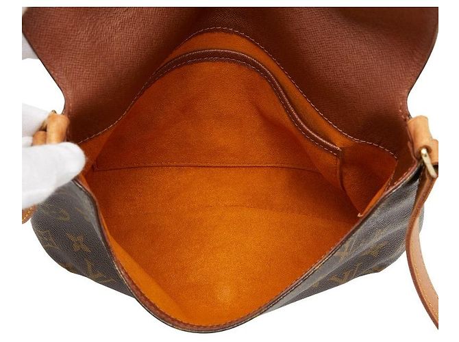 Borsa a tracolla Louis Vuitton Musette Tango M51257 Marrone - vista 9