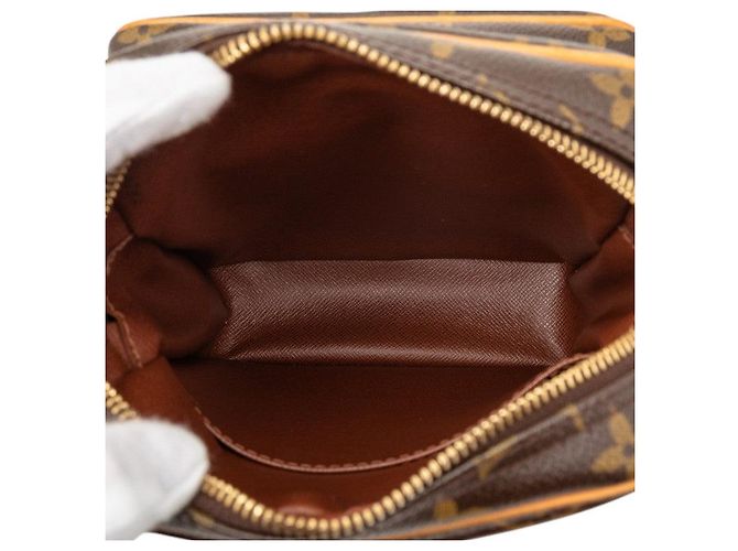 Bolsa de Ombro Louis Vuitton Amazon Marrom - vista 4