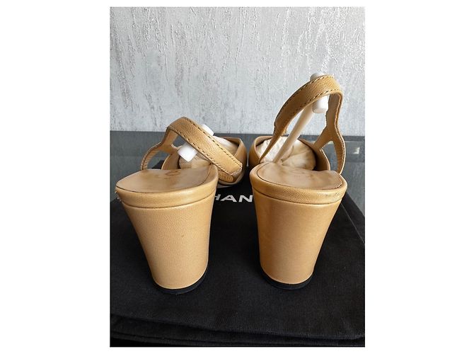 Chanel Two-Tone Slingback Pumps Schwarz Beige - Ansicht 3