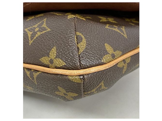 Borsa a tracolla Louis Vuitton Monogram Musette Tango Marrone - vista 6