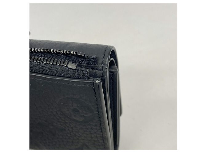 Louis Vuitton Tri-fold Wallet Black - view 5