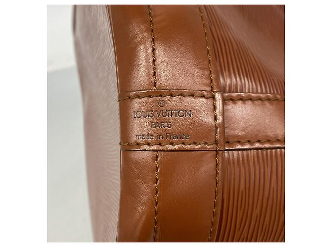 Borsa a tracolla Louis Vuitton Epi Noe Marrone - vista 5