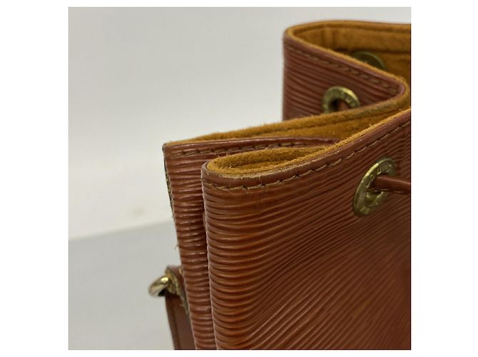 Borsa a tracolla Louis Vuitton Epi Noe Marrone - vista 6