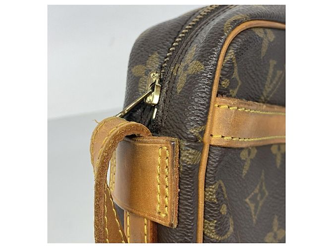 Borsa a tracolla Louis Vuitton Monogram Jeune Fille MM Marrone - vista 8