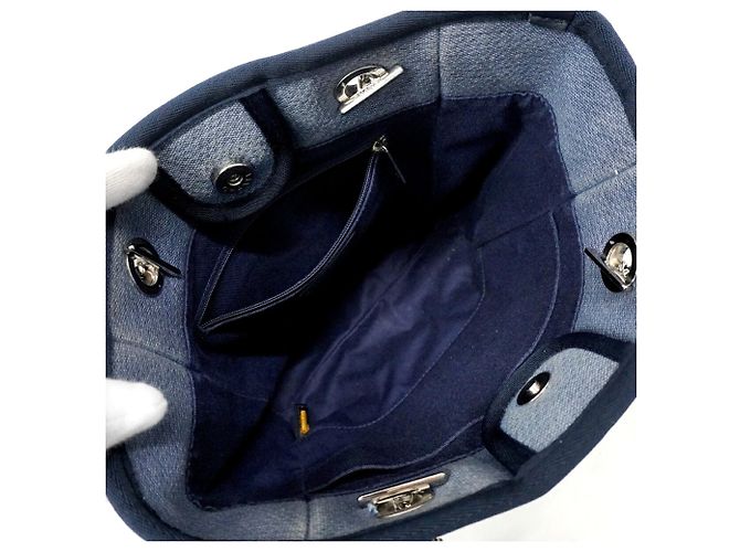Chanel Deauville Canvas Chain Tote Bag in Navy Marineblau - Ansicht 4