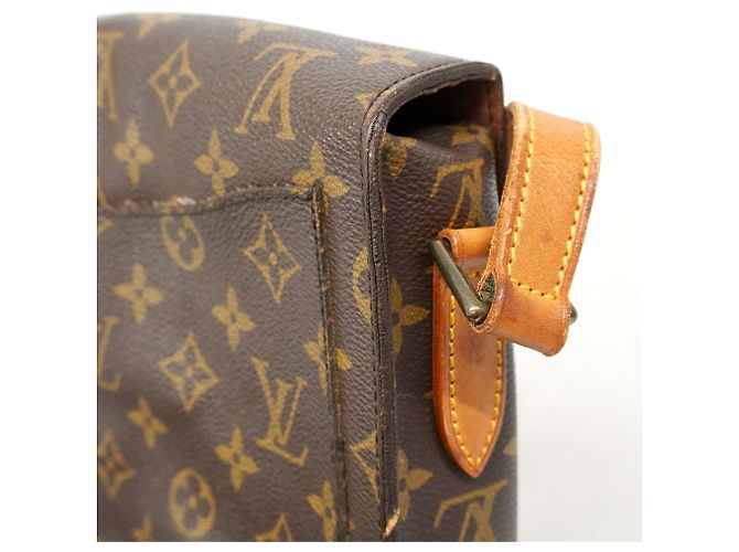 Borsa a tracolla Louis Vuitton Monogram Saint Cloud GM Marrone - vista 11