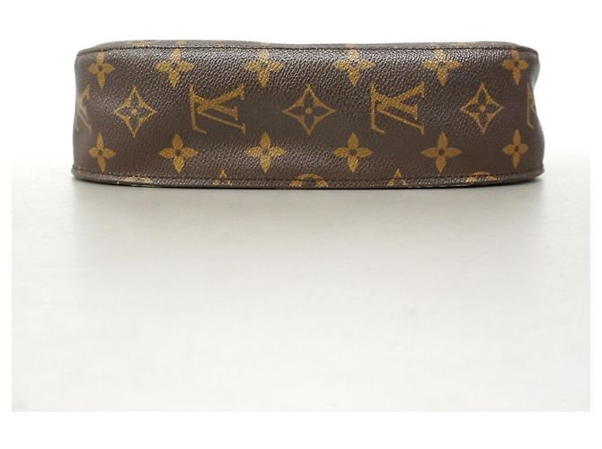Borsa a tracolla Louis Vuitton Monogram Saint Cloud GM Marrone - vista 3