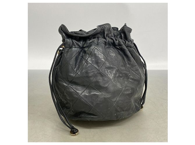 Borsa a tracolla con catena Chanel Matelassé Nero - vista 2