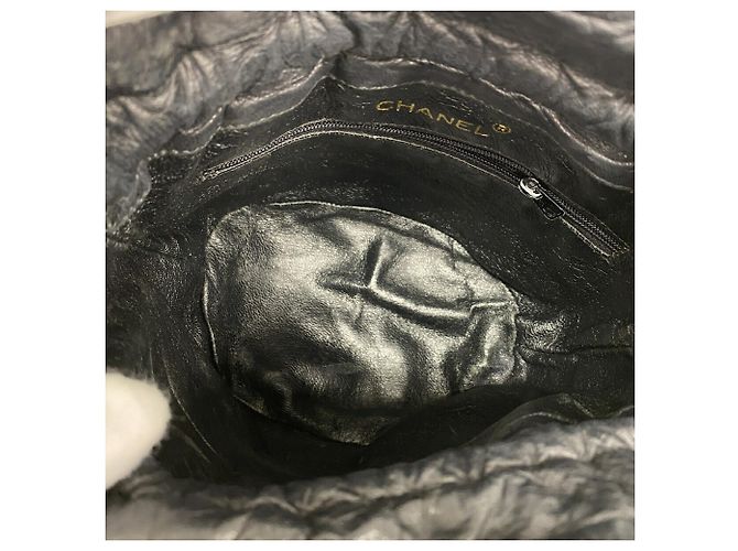 Borsa a tracolla con catena Chanel Matelassé Nero - vista 4
