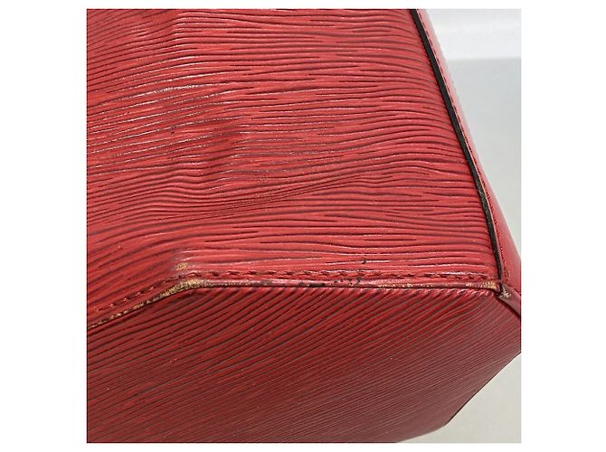 Louis Vuitton Epi Sac Depaule GM Shoulder Bag Rosso - vista 6