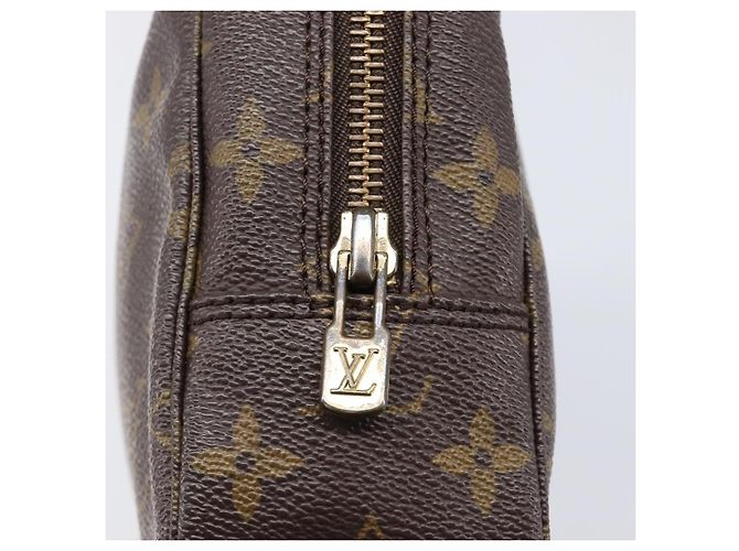 LOUIS VUITTON Monogram Trousse Toilette 23 Clutch Bag M47524 LV Auth 204416 Monogramma - vista 8