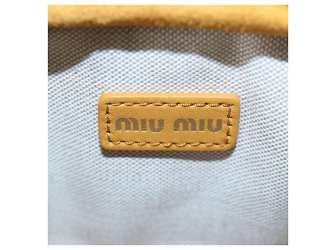 Borsa Micro Miu Miu in camoscio 2way Yellow Gold Auth 203262M D'oro Giallo - vista 10