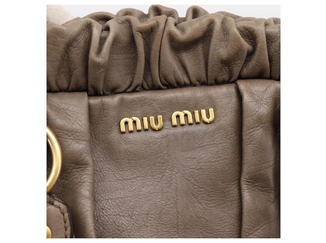 Borsa Tote Miu Miu Vitter Lux 2way Beige Gold Auth 204047A D'oro - vista 21