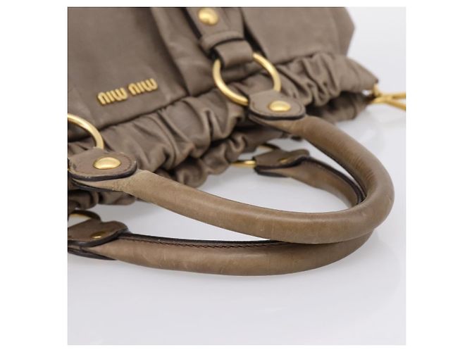 Borsa Tote Miu Miu Vitter Lux 2way Beige Gold Auth 204047A D'oro - vista 7