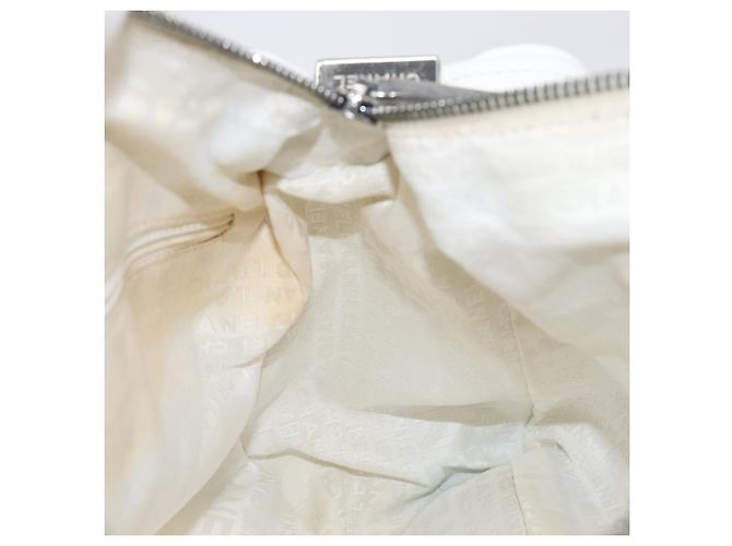 Borsa Boston CHANEL Choco Bar in pelle bianca e argento CC Auth 203440V Bianco - vista 23