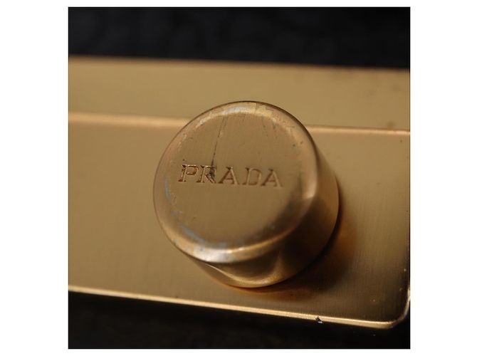 Borsa a spalla PRADA Ready Lock in pelle nera e oro autentica am12604V Nero D'oro - vista 10