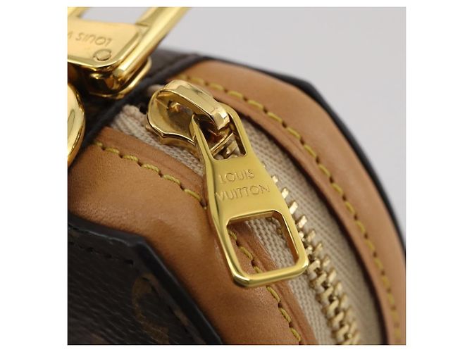 LOUIS VUITTON Monogram Etui Earphone Case GI0495 LV Auth 204778M Monogramma - vista 10