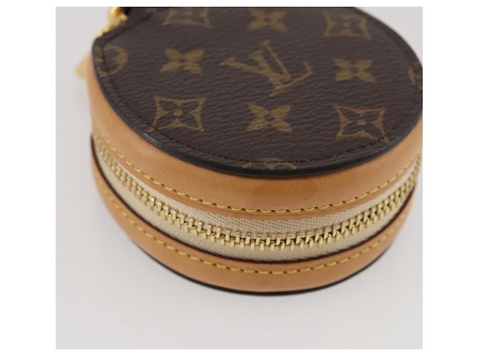 LOUIS VUITTON Monogram Etui Earphone Case GI0495 LV Auth 204778M Monogramma - vista 16