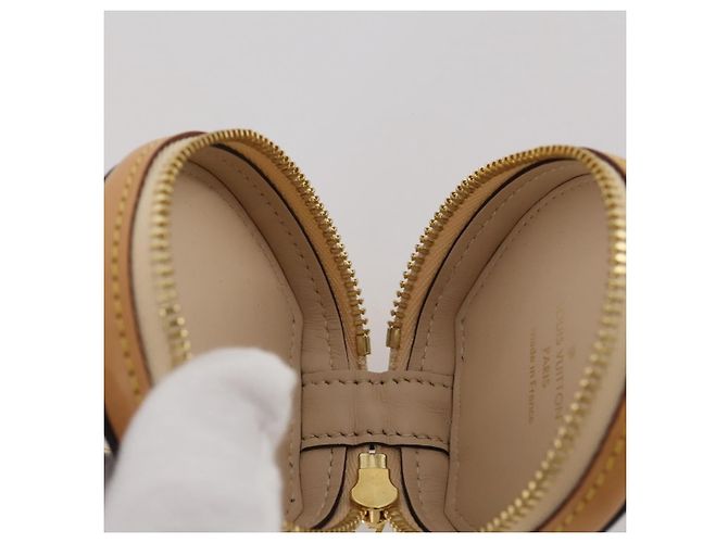 LOUIS VUITTON Monogram Etui Earphone Case GI0495 LV Auth 204778M Monogramma - vista 18