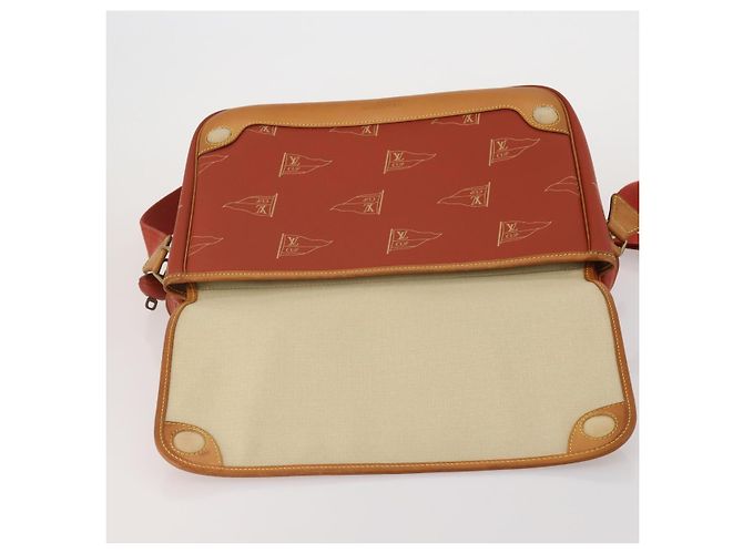 LOUIS VUITTON LV Cup Calvi Shoulder Bag Red M80028 LV Auth 202589 Rot - Ansicht 20