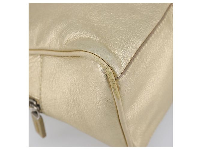 Miu Miu Handtasche aus Leder Gold authentisch 204426 Golden - Ansicht 15