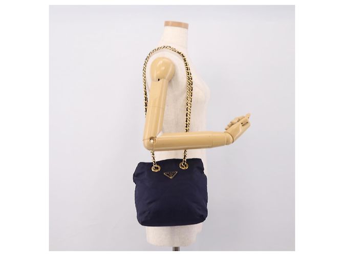 Bolsa de Ombro com Corrente PRADA Nylon Navy Gold Auth 203877 Dourado Azul marinho - vista 23