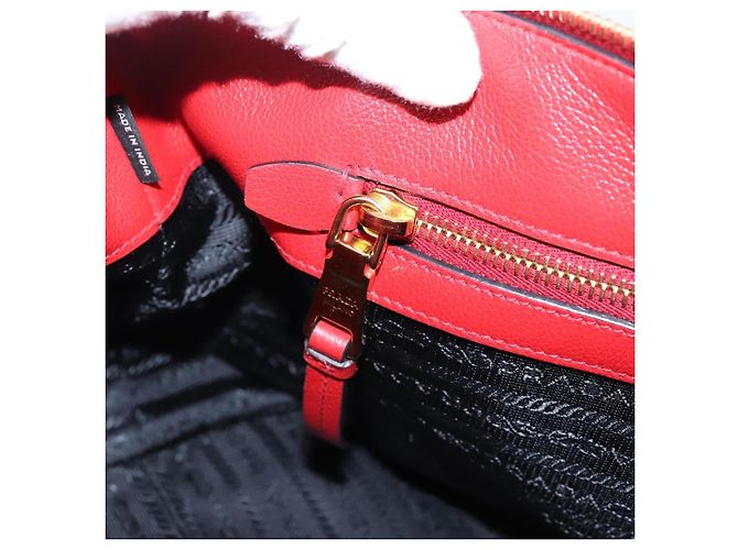 PRADA Handtasche aus Leder 2way Rot Gold authentisch ki6814V Golden - Ansicht 24