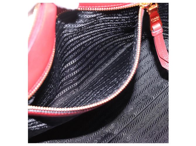PRADA Handtasche aus Leder 2way Rot Gold authentisch ki6814V Golden - Ansicht 25