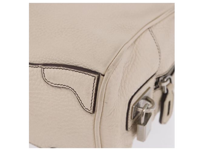 PRADA Handtasche aus Leder weiß silber Auth 204740A - Ansicht 19
