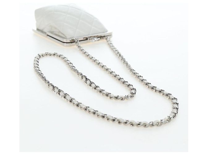 Borsa a tracolla CHANEL Matelasse con catena in pelle d'agnello bianca argento CC Auth 200768M Bianco - vista 7